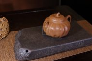 《矮荷韻》宜興紫砂壺工藝美術師手工段泥紫砂壺茶具