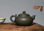 《鳥語花香》宜興紫砂壺高級(jí)工藝美術(shù)師手工蟹殼青段泥泡茶壺茶具
