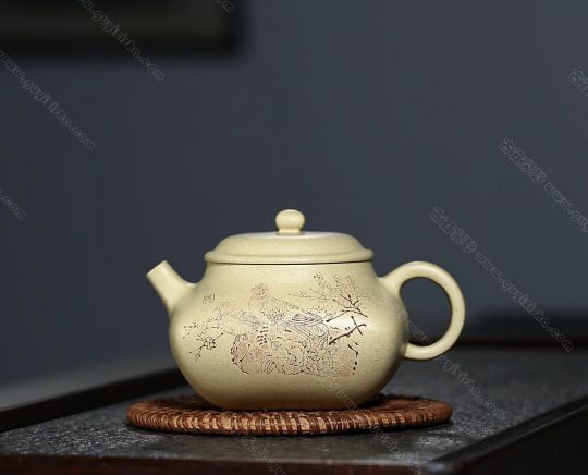 春滿玉壺 春滿玉壺