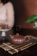 《暗香》宜興紫砂壺創(chuàng)新壺高級工藝美術(shù)師手工紫泥泡茶壺具
