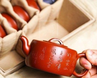 《隨行套組》 《隨行套組》