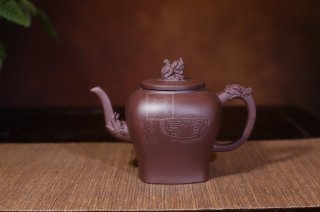 《威震四方》宜興紫砂壺名家工藝美術師全手工泡茶壺茶具楊國琴老師大廠拼紫泥 《威震四方》宜興紫砂壺名家工藝美術師全手工泡茶壺茶具楊國琴老師大廠拼紫泥