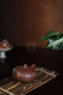 《暗香》宜興紫砂壺創(chuàng)新壺高級工藝美術(shù)師手工紫泥泡茶壺具